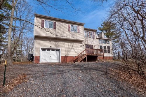 557 Lakeside Drive, Stroud Twp, PA, 18301 | Card Image