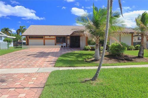 1351 Nw 114th Ave, Pembroke Pines, FL, 33026 | Card Image