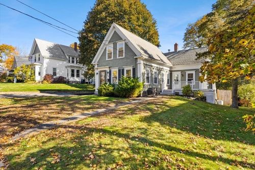 55 Beulah St, Whitman, MA, 02382-1917 | Card Image