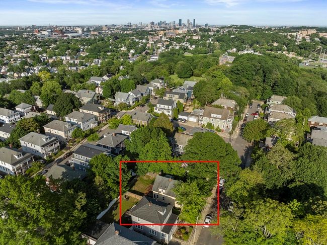 40 S Crescent Circuit, House other with 3 bedrooms, 2 bathrooms and 2 parking in Boston MA | Image 33