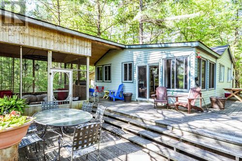 9492 Go Home Lake Shore, Georgian Bay (Gibson), ON, P0C1H0 | Card Image