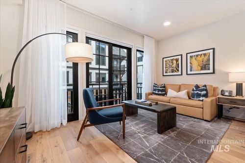 205-720 Village Dr, Tamarack, ID, 83615-7728 | Card Image