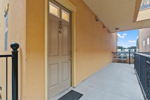apt-206-325 14th St, GAINESVILLE, FL, 32603-2301 | Card Image