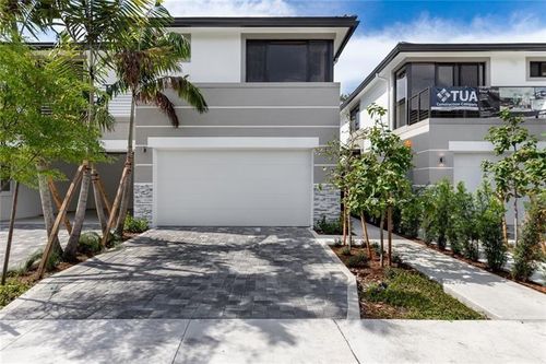 1-310 Sw 9th St, Fort Lauderdale, FL, 33315-3844 | Card Image