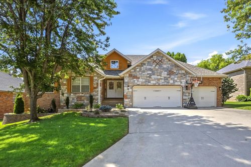 848 E Country Ridge St, Nixa, MO, 65714-7668 | Card Image