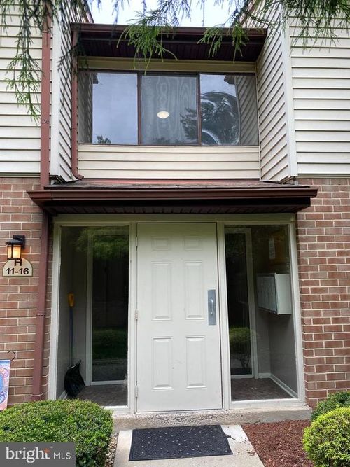 h15-280 Bridgewater Rd, BROOKHAVEN, PA, 19015-2143 | Card Image