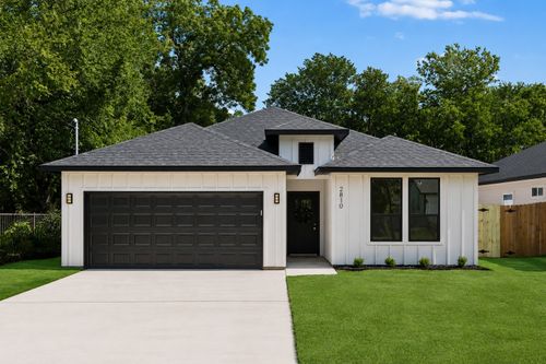 2810 Gillespie St, Greenville, TX, 75401-2745 | Card Image