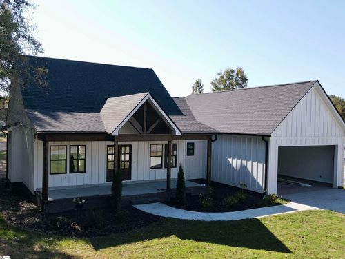 406 Edgewood Dr, Belton, SC, 29627-1619 | Card Image