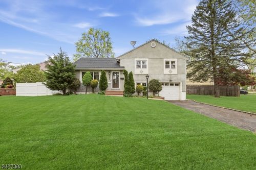 721 Beechwood Rd, Linden, NJ, 07036-5317 | Card Image