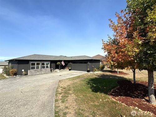 1207 Rook Dr, Port Angeles, WA, 98362-2774 | Card Image