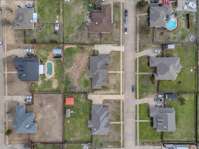 1741 Pine Dr, House other with 4 bedrooms, 3 bathrooms and null parking in Midlothian TX | Image 38