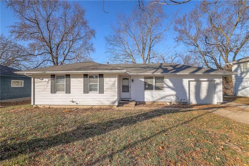 9410 Palmer Avenue, Kansas City, MO, 64138 | Card Image