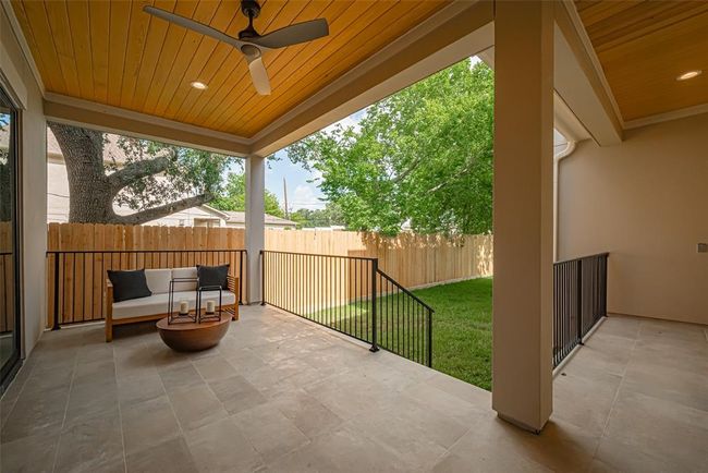 5200 Beech St, House other with 5 bedrooms, 7 bathrooms and 2 parking in Bellaire TX | Image 47