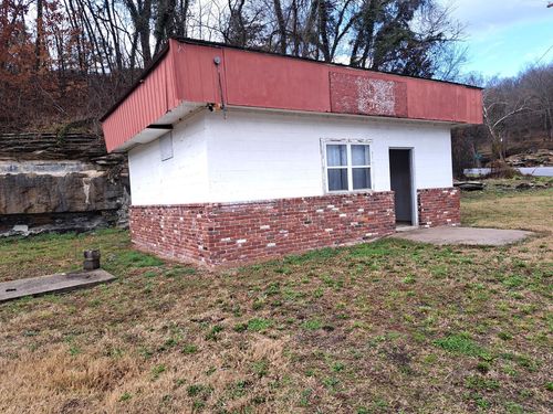 101 Ee Highway, Lanagan, MO, 64847 | Card Image