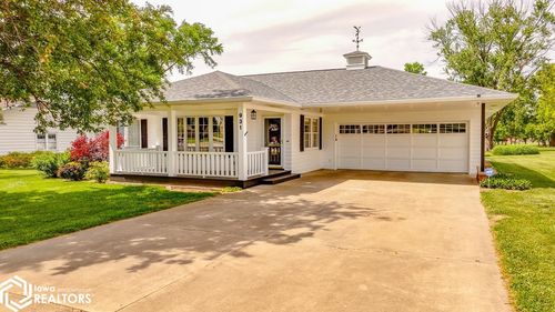 931 W Mary St, Ottumwa, IA, 52501-4904 | Card Image