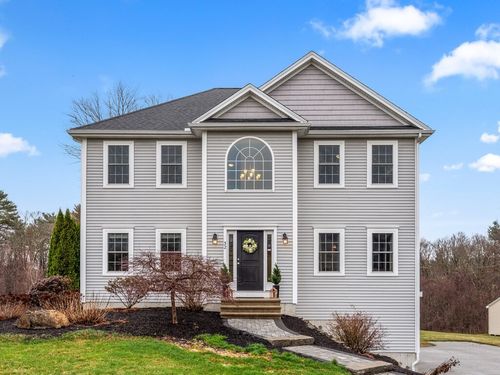 32 Jennings Rd, Charlton, MA, 01507-1732 | Card Image