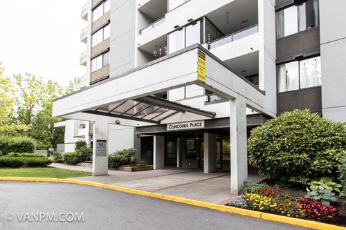 17xx-9521 Cardston Crt, Burnaby, BC, V3N4R8 | Card Image
