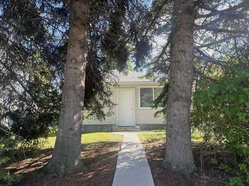 4805 17 Avenue, Edson, AB, T7E1G5 | Card Image