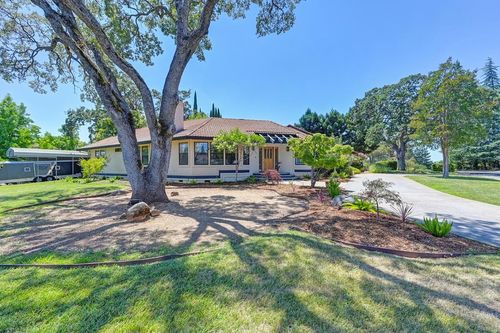 1801 Arroyo Dr, Auburn, CA, 95603-9487 | Card Image