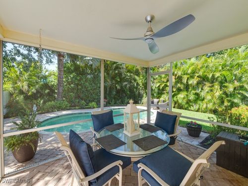 542 110th Ave N, NAPLES, FL, 34108-1816 | Card Image