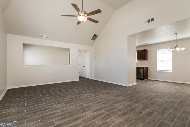 1049 Misty Meadows Ln, House other with 3 bedrooms, 2 bathrooms and null parking in Hampton GA | Image 4