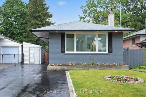 7 Stoney Creek Dr, Scarborough, ON, M1E3L2 | Card Image