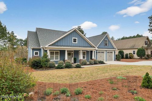 127 Longleaf Dr, West End, NC, 27376 | Card Image
