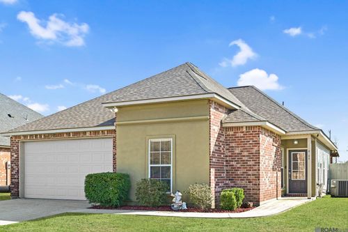 40445 Fox Run Dr, Gonzales, LA, 70737-0712 | Card Image