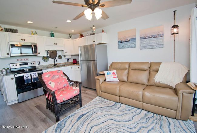 A-15 - 650 Cedar Point Blvd, Condo with 1 bedrooms, 1 bathrooms and null parking in Cedar Point NC | Image 5