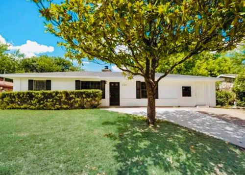 208 Austin Ave, Corsicana, TX, 75110-1948 | Card Image