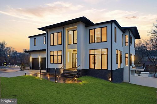 1573 Westmoreland St, MCLEAN, VA, 22101-4444 | Card Image