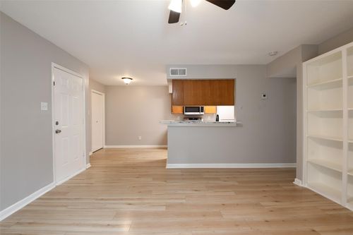 77-12955 Woodforest Blvd, Houston, TX, 77015-2726 | Card Image