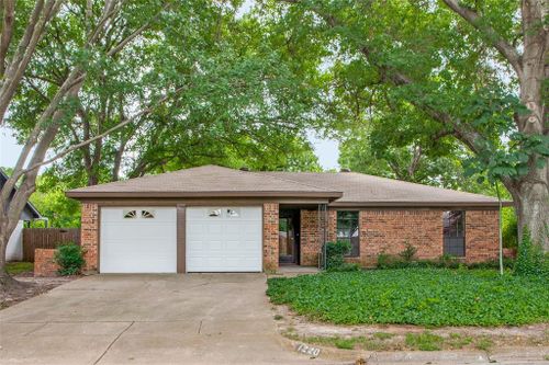 1220 Tobie Layne Street, Benbrook, TX, 76126 | Card Image