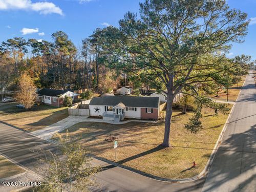 514 Seminole Trl, Jacksonville, NC, 28540-4437 | Card Image
