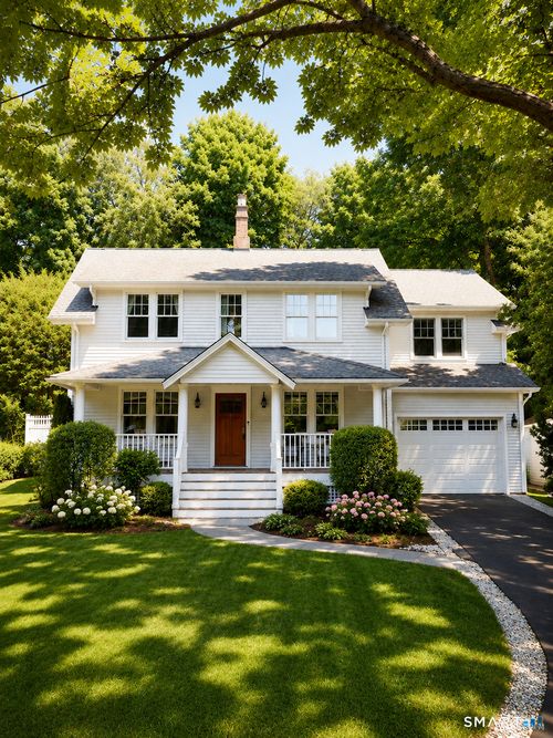 4 Raymond Pl, Westport, CT, 06880-4802 | Card Image