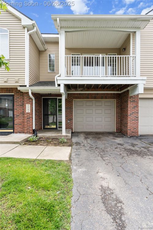 3343 Northpointe Blvd, Melvindale, MI, 48122-2014 | Card Image