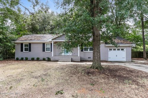 681 Henry St, Aiken, SC, 29803-5433 | Card Image