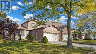 38 Redmond Dr, House other with 3 bedrooms, 3 bathrooms and 6 parking in Ajax ON | Image 2