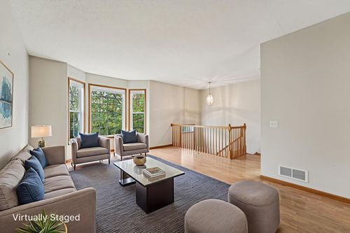 324 Heritage Trl, Circle Pines, MN, 55014-5009 | Card Image