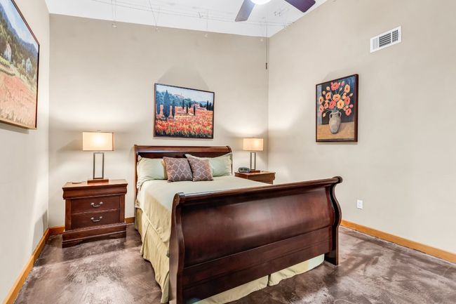 APT-305 - 1406 Windsor Rd, Condo with 2 bedrooms, 2 bathrooms and 2 parking in Austin TX | Image 27