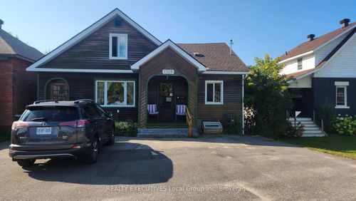 1329 Cassells St, North Bay, ON, P1B4B9 | Card Image