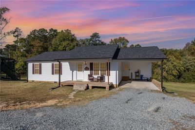 5217 Brook Circle, House other with 3 bedrooms, 2 bathrooms and null parking in Archdale NC | Image 1