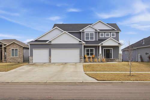 3644 54th St S, Fargo, ND, 58104-7480 | Card Image