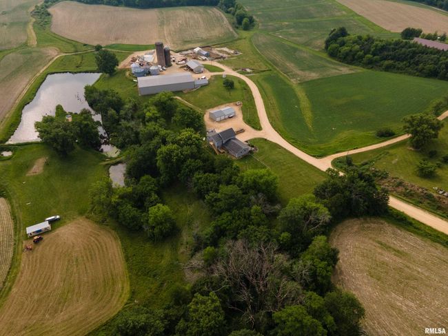 4460 160 Th St, House other with 5 bedrooms, 3 bathrooms and null parking in Clinton IA | Image 32