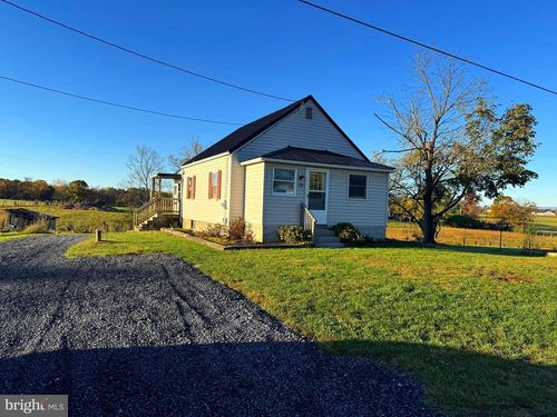 136 Shady Creek Rd, CLEAR BROOK, VA, 22624-1321 | Card Image