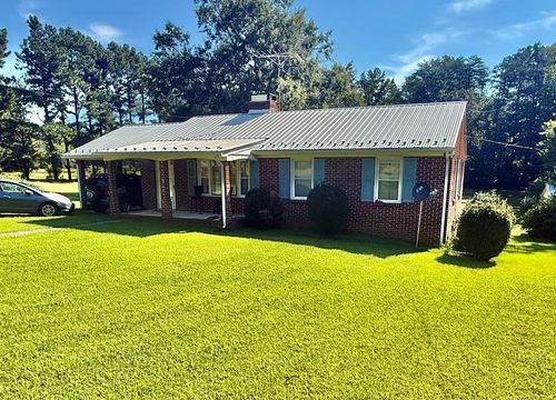 585 Southern Dr, Keysville, VA, 23947-3505 | Card Image