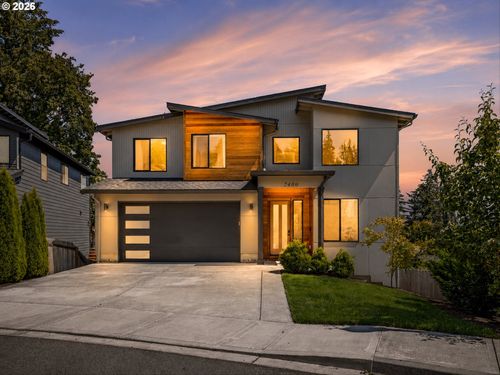 2400 N S St, Washougal, WA, 98671-7962 | Card Image
