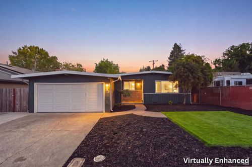 285 Hemlock Street, Vacaville, CA, 95688 | Card Image
