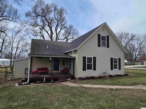 601 S Pearl St, Griggsville, IL, 62340-1140 | Card Image