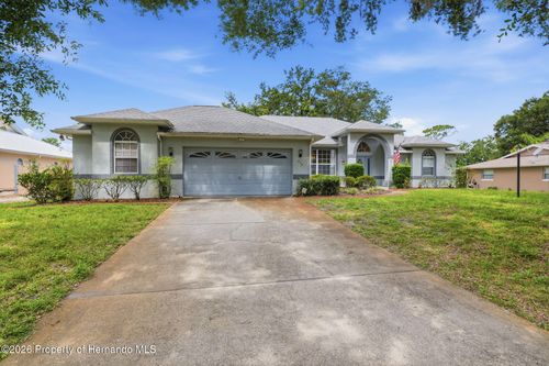240 N Country Club Dr, CRYSTAL RIVER, FL, 34429-5379 | Card Image